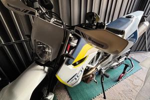 Husqvarna supermoto 701 2017