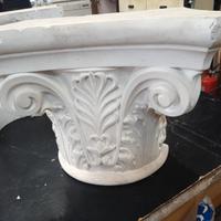 capitello in gesso