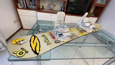 Snowboard Flow 156 cm con attacchi Forum e sacca