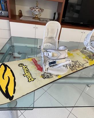 Snowboard Flow 156 cm con attacchi Forum e sacca