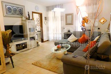 Appartamento Cento [Cod. rif V0051VRG]