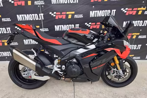 APRILIA RSV4 Factory Video 360
