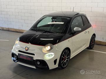 Abarth 595 1.4 Turbo T-Jet 165 CV Scorpioneoro