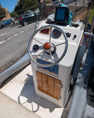 Gommone EFFELLE 43  – Valuto proposte