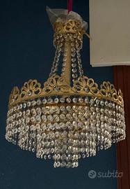 Lampadario a sei luci con pendenti in cristallo