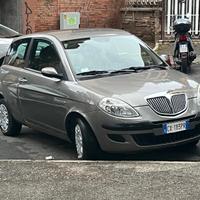 LANCIA Y