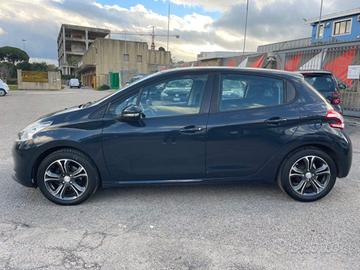 PEUGEOT 208 1.4 8V HDi 68CV 5p.