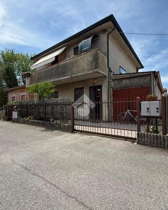 BIFAMILIARE A ROVIGO