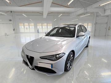 alfa romeo giulia 2.2 190cv at8 TI