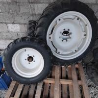 Gomme e cerchi per trattore