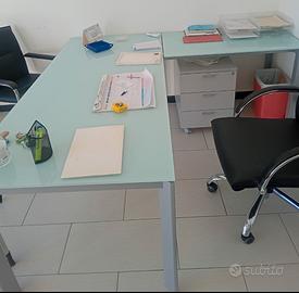 scrivania nuova da ufficio come foto compresa cass