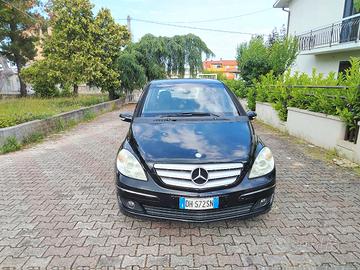 Mercedes-Benz B 180 CDI Sport