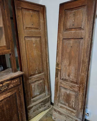 Portoni in noce massiccio 