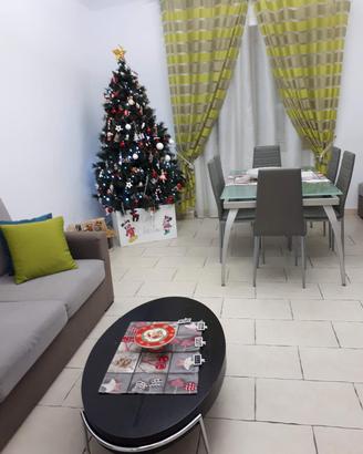 cameretta e soggiorno €600 trattabili 