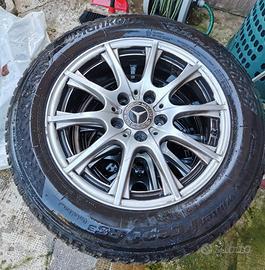 n. 4 cerchi originali Mercedes con pneumatici inve