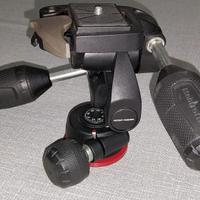 Testa manfrotto a 3 vie