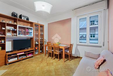 3 LOCALI A LA SPEZIA