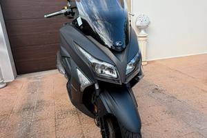 scooter kymco 300 xtown