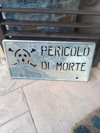 cartello pericolo di morte