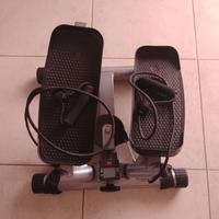 Stepper fitnes con maniglie
