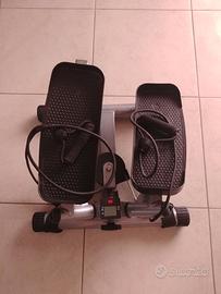 Stepper fitnes con maniglie