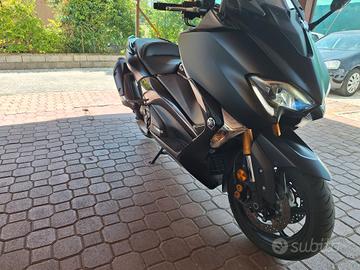 Yamaha T Max 530
