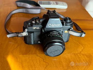 Canon F1 new corredo e obiettivi