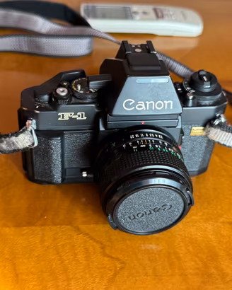 Canon F1 new corredo e obiettivi