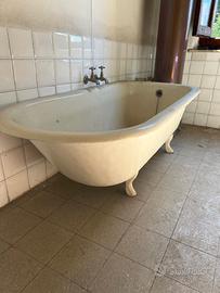 Set Bagno Antico Primi '900 – Vasca Liberty e Scal