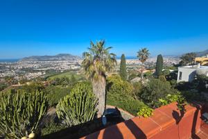 Villa panoramica divisibile a Baida