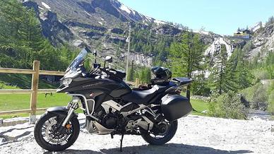 honda crossrunner 2018 travel edition