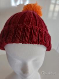 berretto da donna fatto a mano in pura lana 