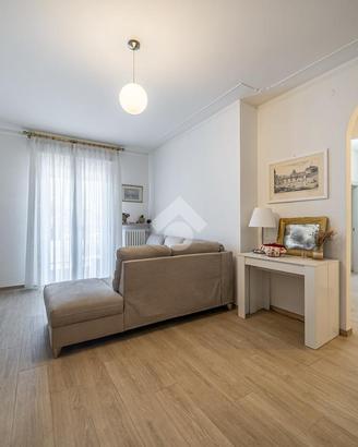 4 LOCALI A MONTECCHIO EMILIA