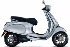 Vespa Elettrica 70 - 2023