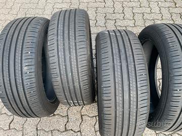 Gomme estive 215/50/18 92v