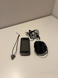Nokia 5230 con accessori