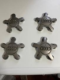 4 copri mozzo cerchi originali Audi A3