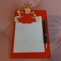 Lavagna in legno con blocco appunti appendibile