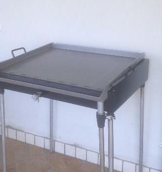 Barbecue "piastra a gas" in ferro (nuovo)