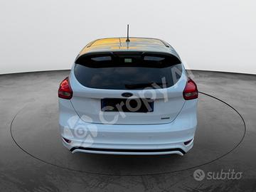Ford focus ST LINE 1.0