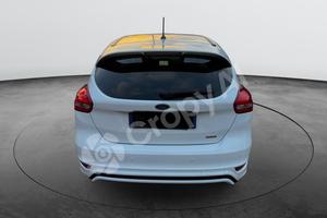 Ford focus ST LINE 1.0