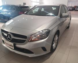 MERCEDES-BENZ A 180 d Business