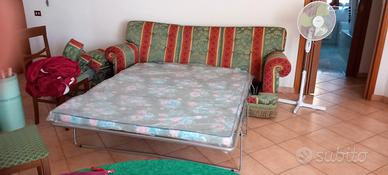 divano letto + poltrona 