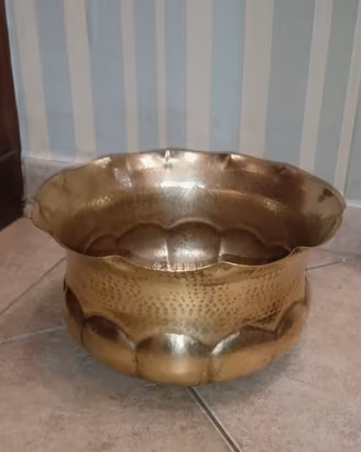 fioriera, vaso porta vaso in ottone vintage 