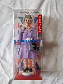 Statuetta della Regina Elisabetta