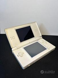Nintendo DS Lite