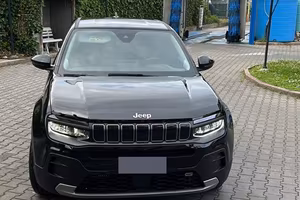 Jeep avenger altitude 1.2 benzina 2024