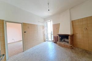 4 LOCALI A CARBOGNANO