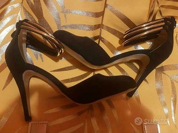 SCARPINE NERE E ORO DONNA (NUOVE)