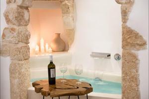 Meraviglia nel storico di Ostuni con piscina idro